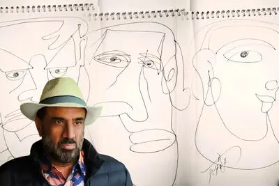 نقاشی‌های خاص نصرالله رادش؛ هنر انتزاعی یک کمدین!