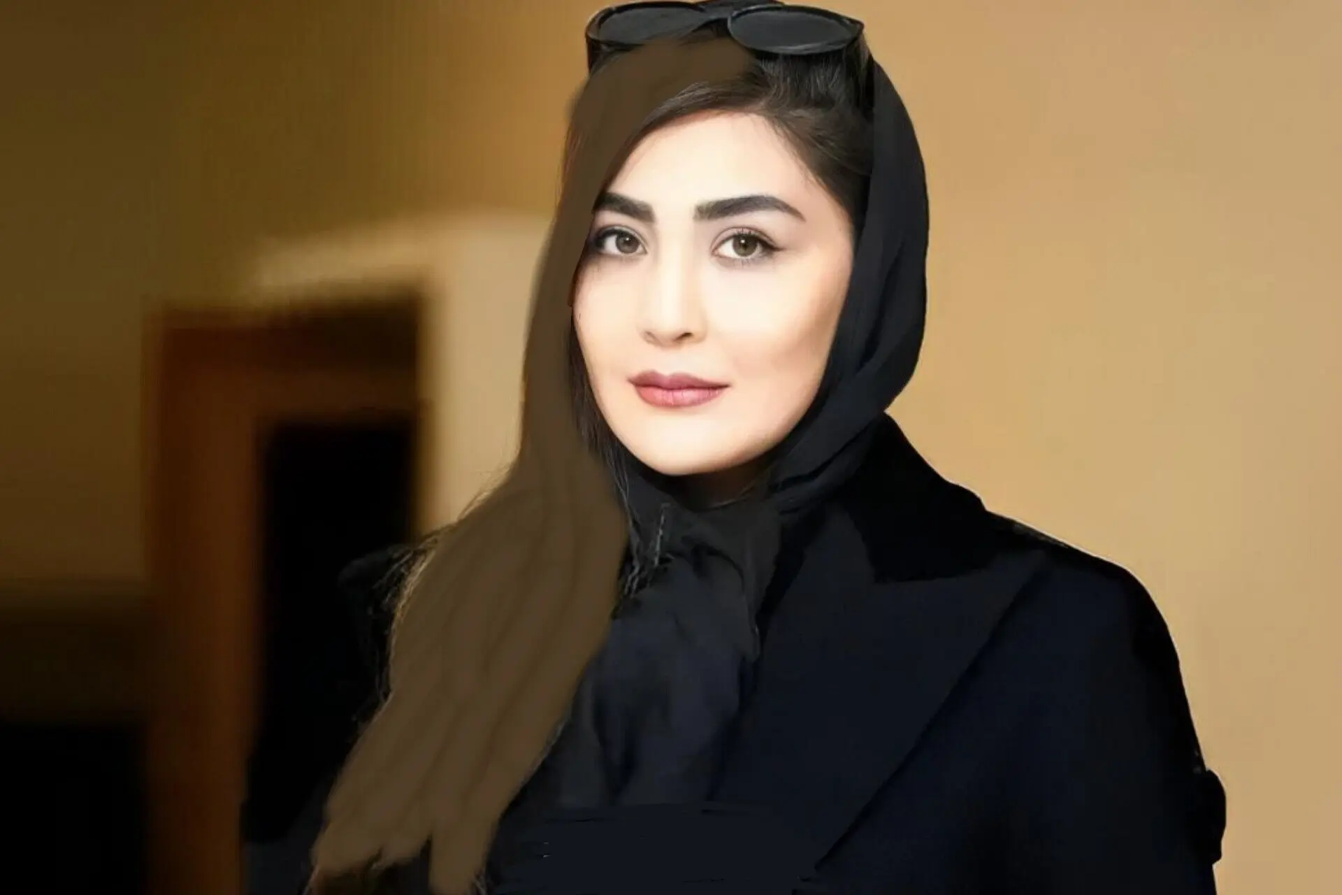 ژست‌های جنجالی مریم معصومی در اکران خصوصی «یزدان»
