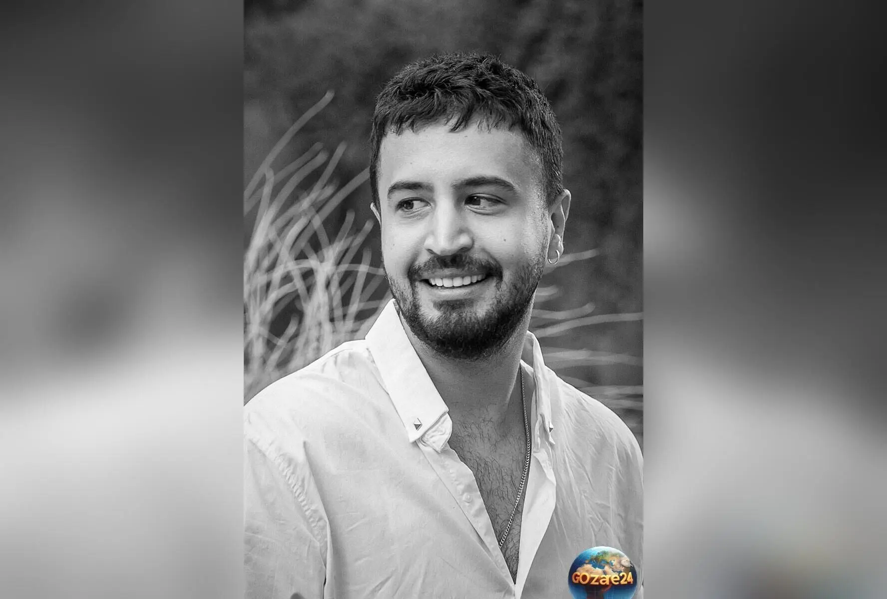تصویر نوستالژیک مهرداد صدیقیان از دوچرخه کودکانه دهه شصتی با رنگ منحصر به فرد