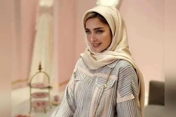 تصاویر لوکس و جذاب دکوراسیون اتاق خواب آناشید حسینی؛ کاخ سلطنتی در منزل ستاره اینستاگرامی