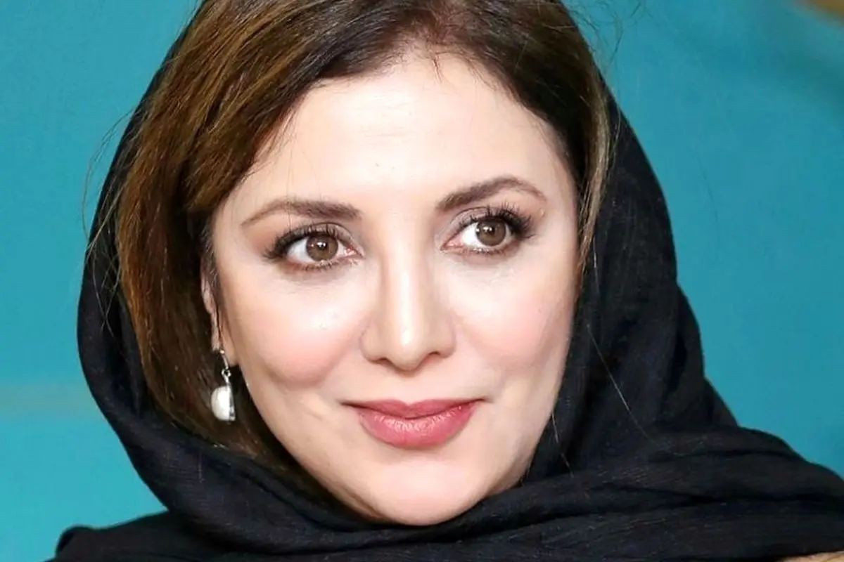عکسهای جدید رویا میرعلمی با چهرهای ساده و زیبا در جشن خانه تئاتر مورد توجه کاربران قرار گرفت