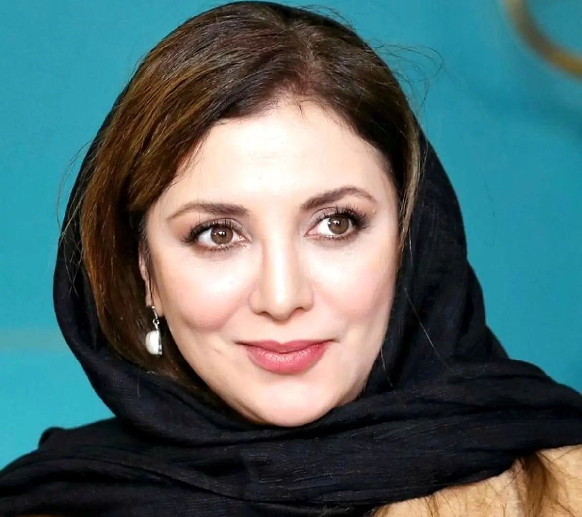 عکس‌های جدید رویا میرعلمی با چهره‌ای ساده و زیبا در جشن خانه تئاتر مورد توجه کاربران قرار گرفت