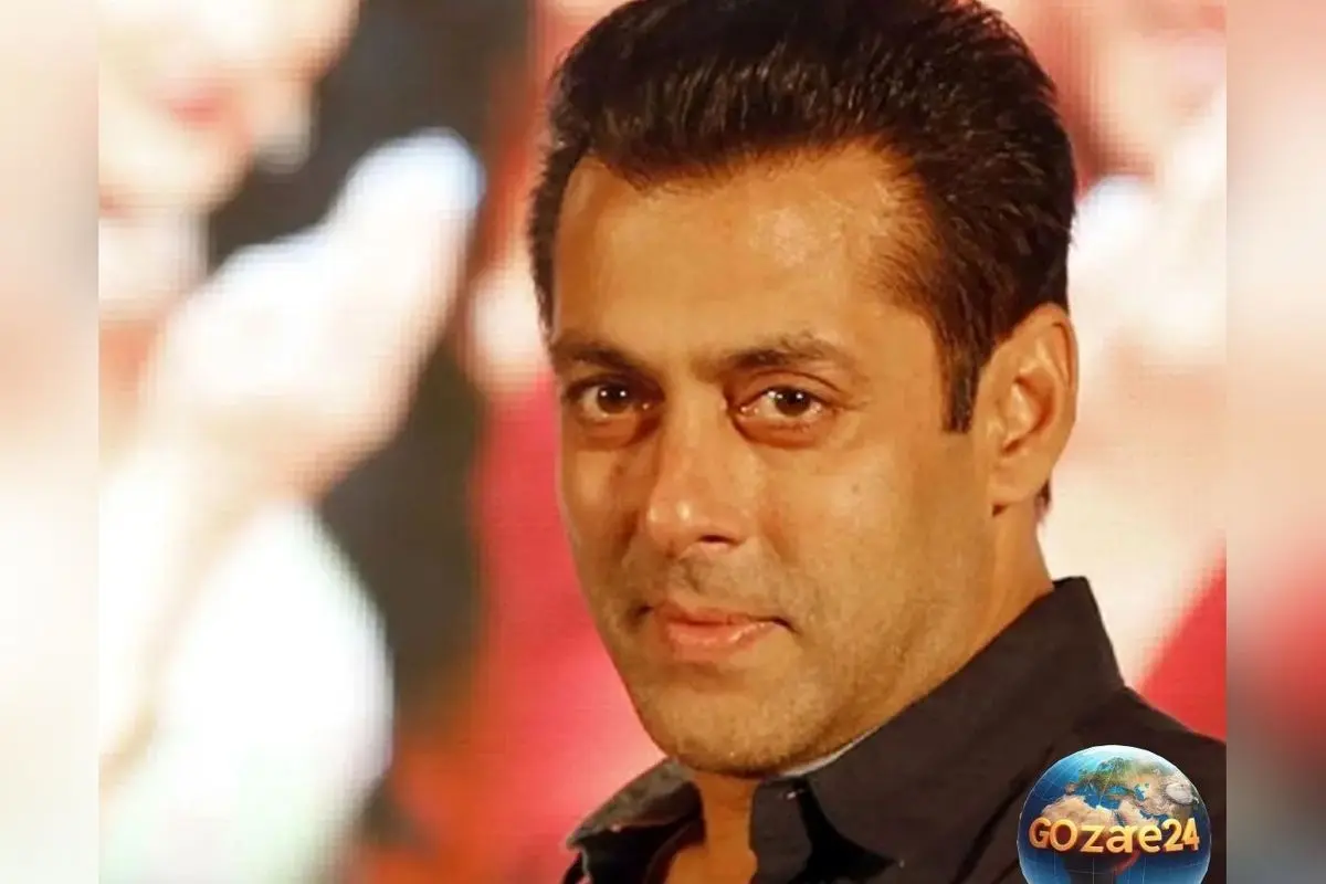 تصویر نادر و دیدنی از دوران کودکی مهراوه شریفی‌نیا در آغوش مادرش آزیتا حاجیان