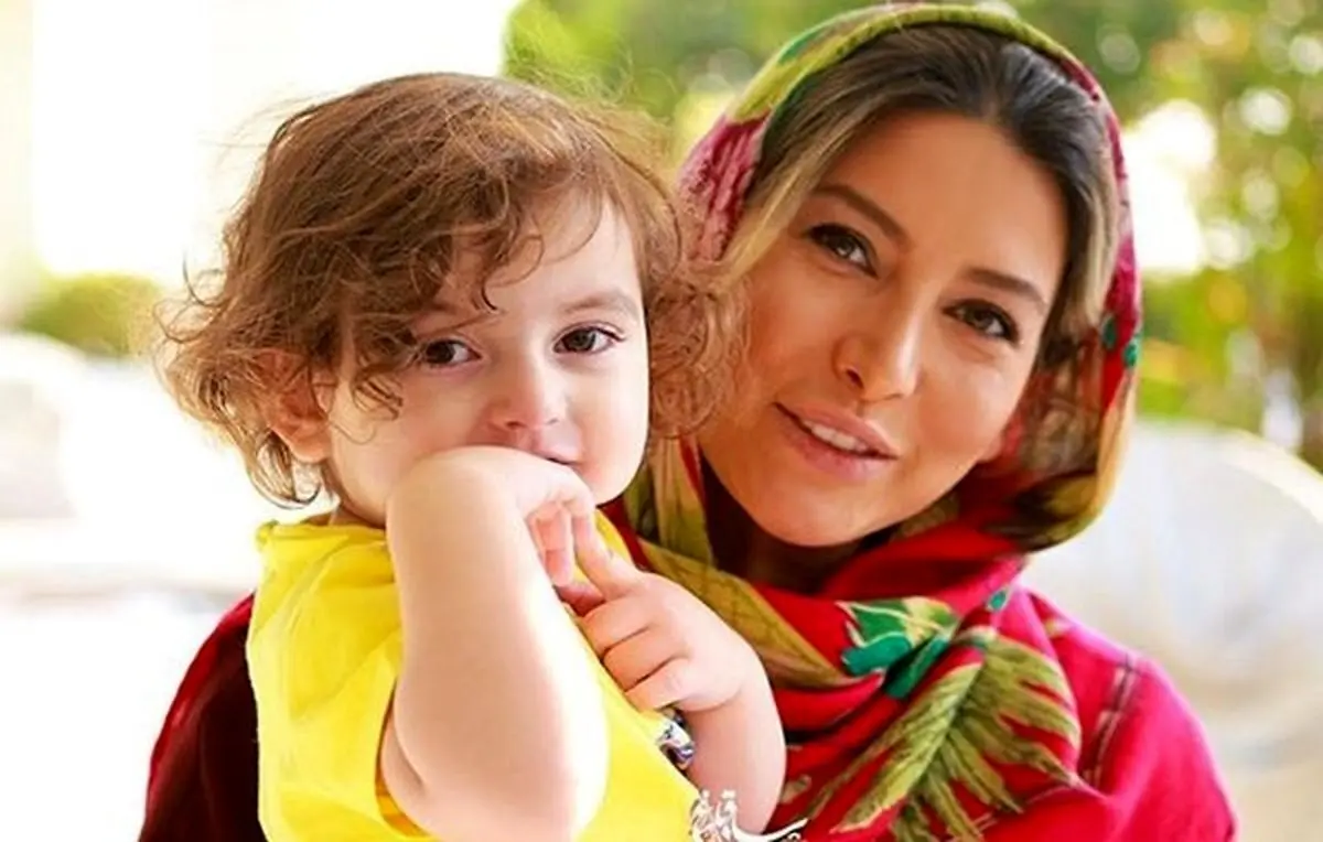 عکس خانوادگی فریبا نادری و دخترش در استوری اینستاگرام | لحظه‌ای زیبا از زندگی شخصی ستاره سریال ستایش