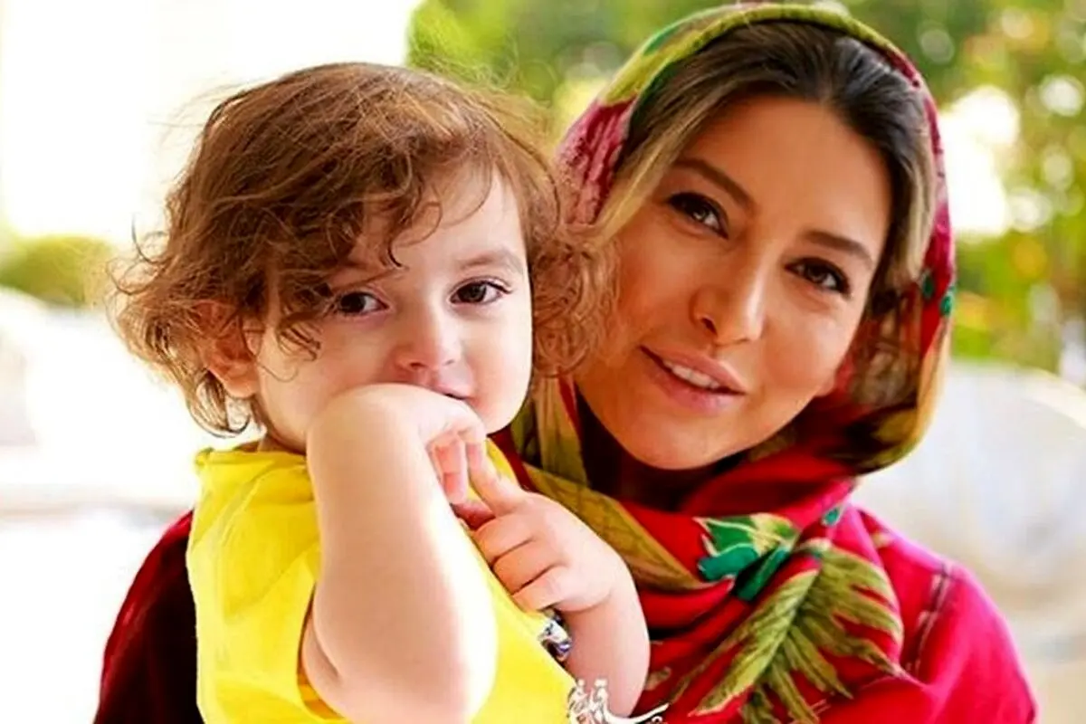 عکس خانوادگی فریبا نادری و دخترش در استوری اینستاگرام | لحظه‌ای زیبا از زندگی شخصی ستاره سریال ستایش