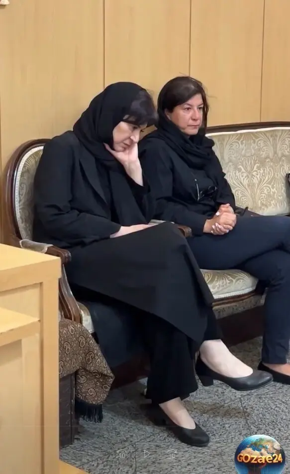 مراسم ختم مادر ریما رامین‌فر با حضور هنرمندان سرشناس در مسجد الزهرا شهرک غرب برگزار شد