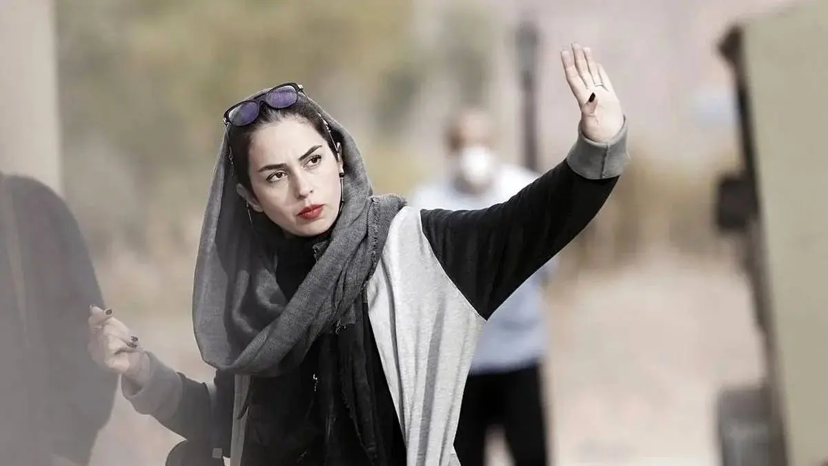 بیوگرافی کامل تینا پاکروان | همسر، فیلم‌ها و عکس‌های جدید این بازیگر و تهیه‌کننده ایرانی