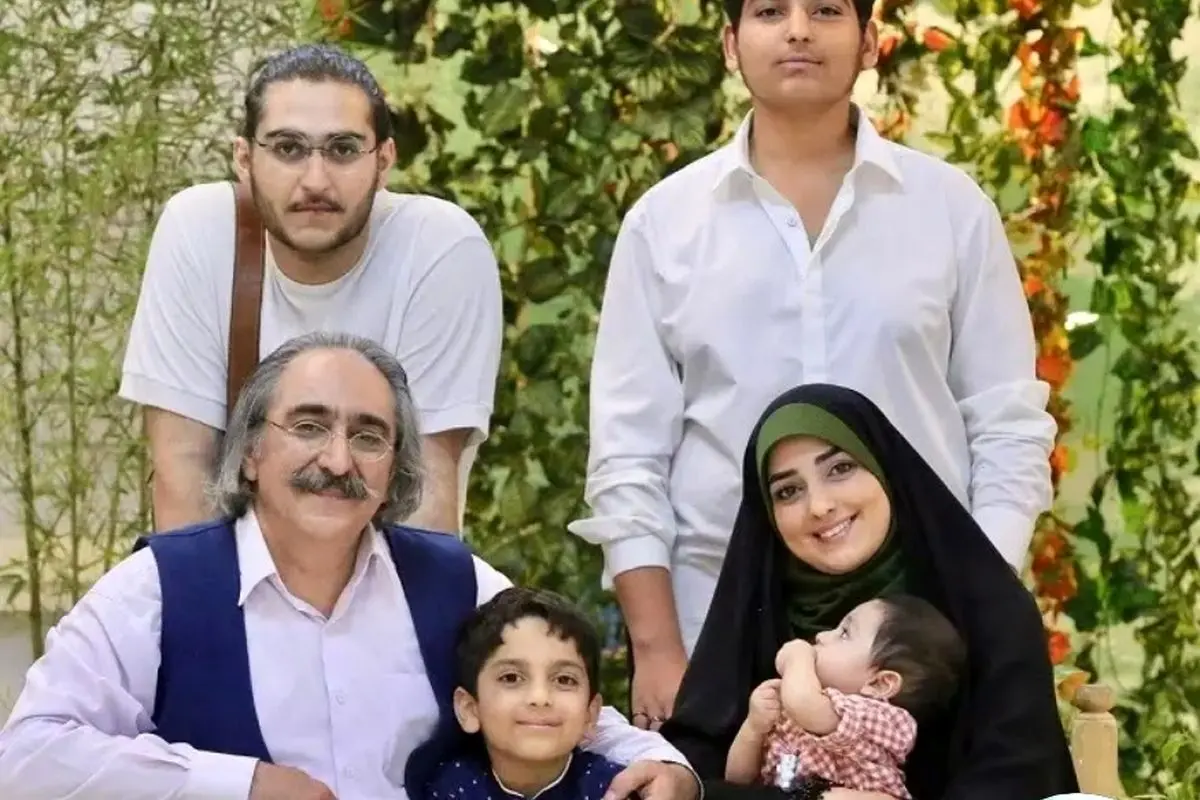 ویدئوی شیرین شیطنتهای پسر کوچک ستاره سادات قطبی در سینک ظرفشویی؛ لحظاتی دلنشین و خندهدار از زندگی خانوادگی