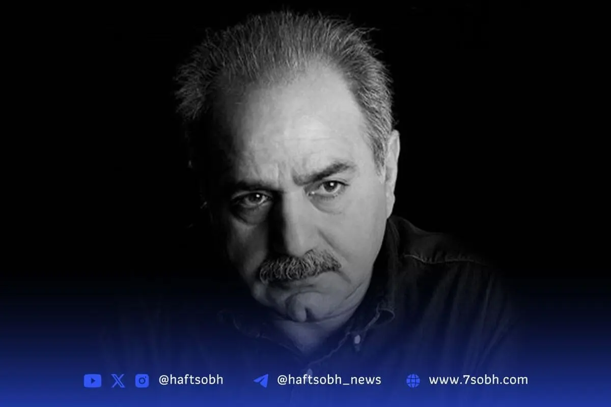 پرویز پرستویی در اکران «آنجا همان ساعت» با استایلی متفاوت و چهره‌ای پرانرژی، بار دیگر در مرکز توجه قرار گرفت