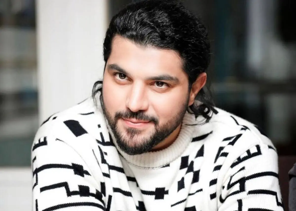 چرا سینا مهراد نام خانوادگی‌اش را از ساعد سهیلی جدا کرد؟ داستان تغییر فامیلی و دلایل شخصی بازیگر مشهور
