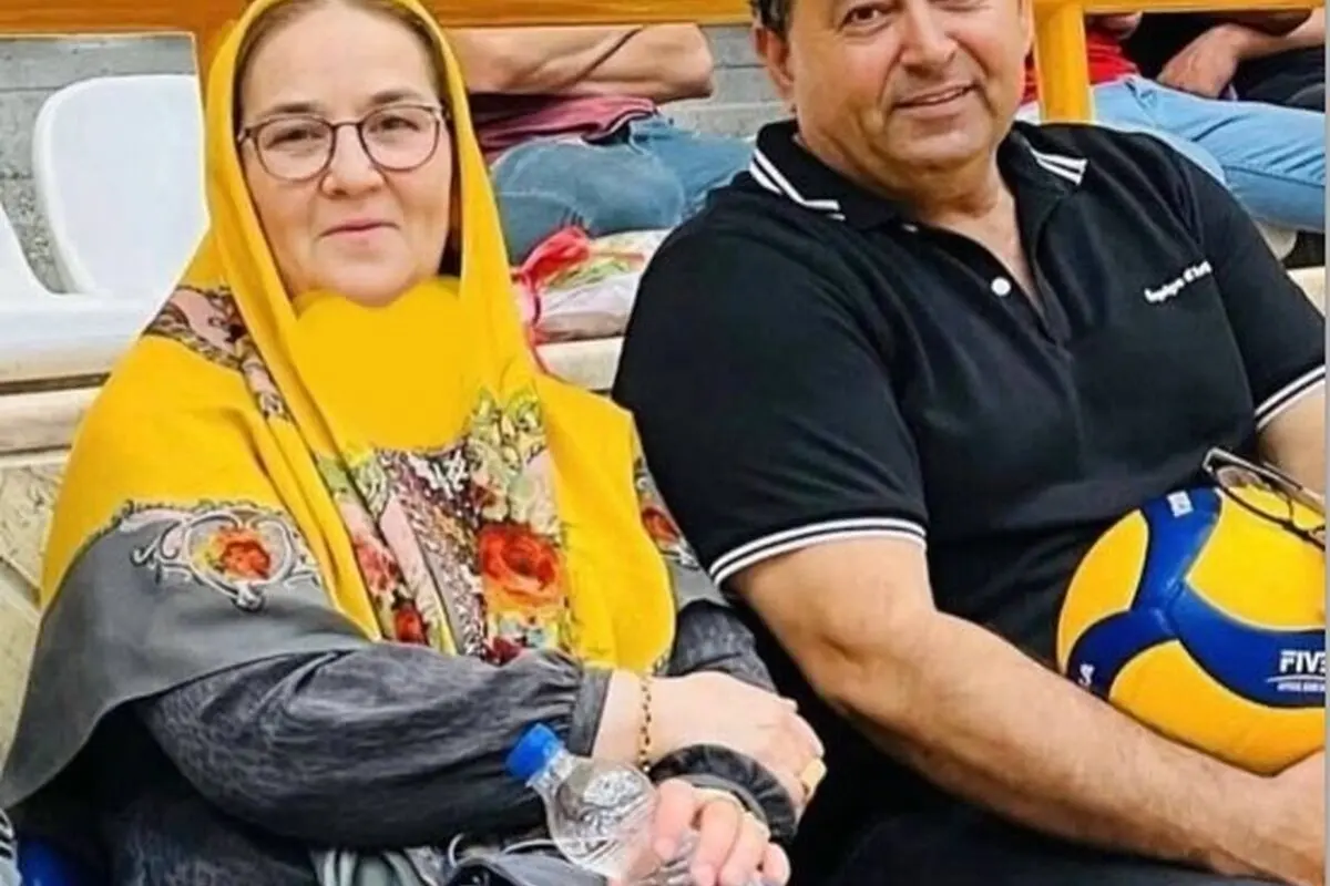مادر سردار آزمون از بانوان والیبالیست همشهری تجلیل کرد: اصالت و عشق به ورزش در تصاویر دیده می‌شود