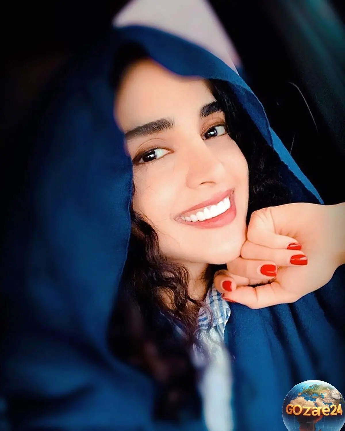 پوشش خاص الهه حصاری در نقاشی رنگ روغن دوران روکوکو: نگاهی به هنر و استایل بازیگر محبوب ایرانی
