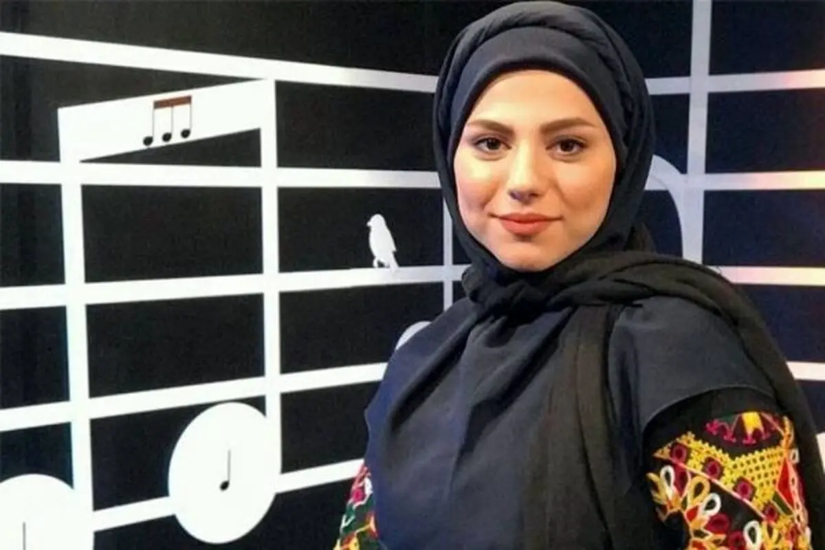 لحظه‌های بامزه و دیدنی دختر محیا اسناوندی در سفر هوایی با کلاه مهماندار