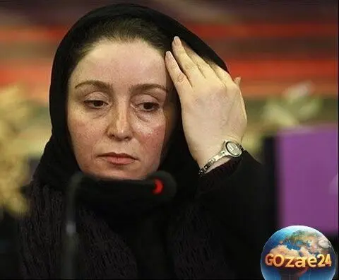 تصویر خانه ابدی پدر ژاله صامتی و یادبودی دلنشین در کنار آرامگاه او