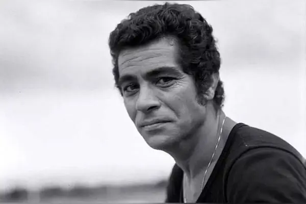 دکوراسیون لوکس خانه‌های قدیمی در فیلم «سازش»: بازگشتی به دنیای آرزوهای گذشته و تبدیل بهروز وثوقی به آقای دکتر