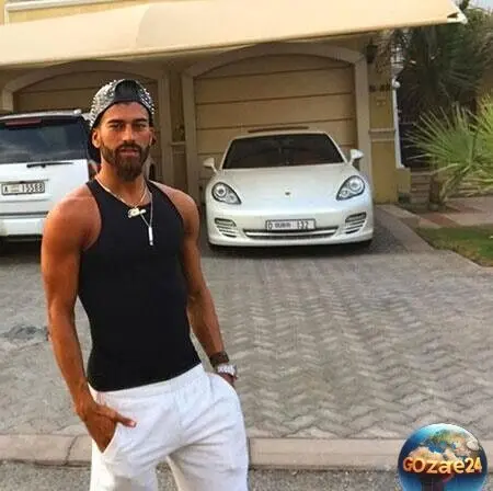 مجسمه هوشمندانه اُوستا از رامین رضائیان، ستاره فوتبال ایران با کپی برابر اصل + فیلم