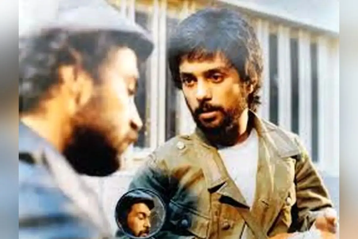 تصویر نادر از کیومرث ملک مطیعی در کنار داریوش اقبالی در فیلم «فریاد زیر آب» سال 1356