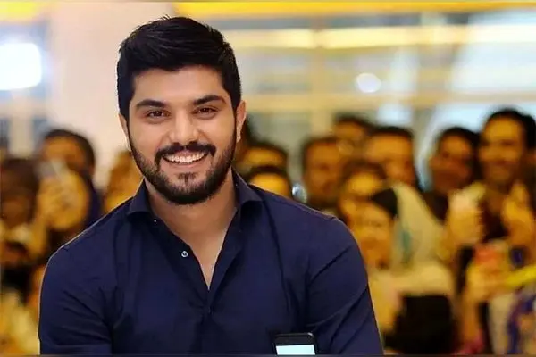 سینا مهراد آقازاده سینمای ایران: قدردانی از محبت مادر با تصویر صبحانه خاص