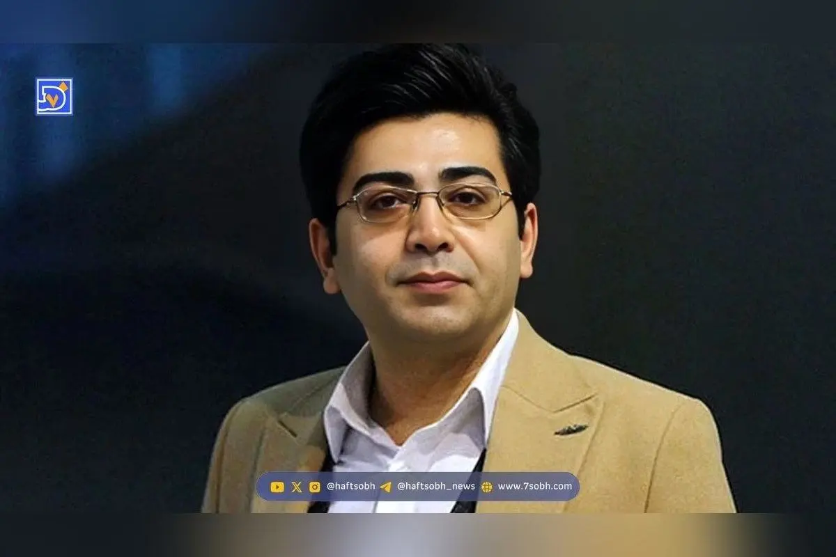 بیوگرافی فرزاد حسنی، مجری معروف تلویزیون و بازیگر با فعالیتهای متنوع و زندگی شخصی خاص