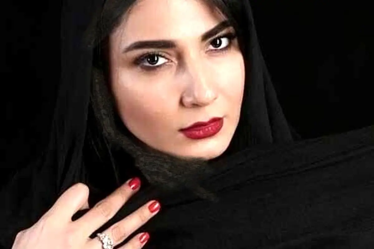 عکس پاییزی سمیرا حسن‌پور در طبیعت رنگارنگ: بازیگر گردن‌زن با برگ‌های خوشرنگ پاییزی