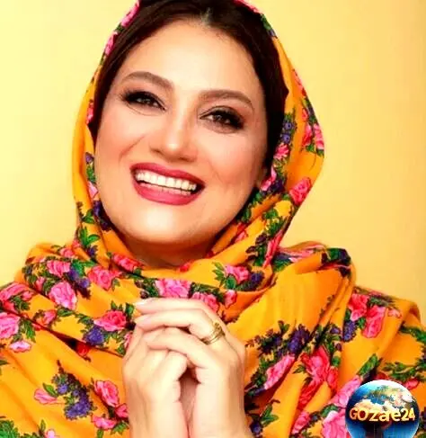 تصاویر زیبای روسری‌های سنتی و ایرانی شبنم مقدمی؛ نقش و نگارهای قدیمی و گل‌های رنگارنگ