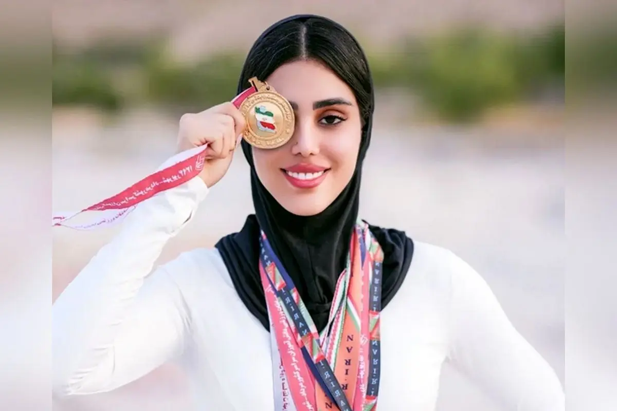 سپیده عظیمی، دختر دهه هشتادی و ستاره درخشان تیم ملی هندبال ایران