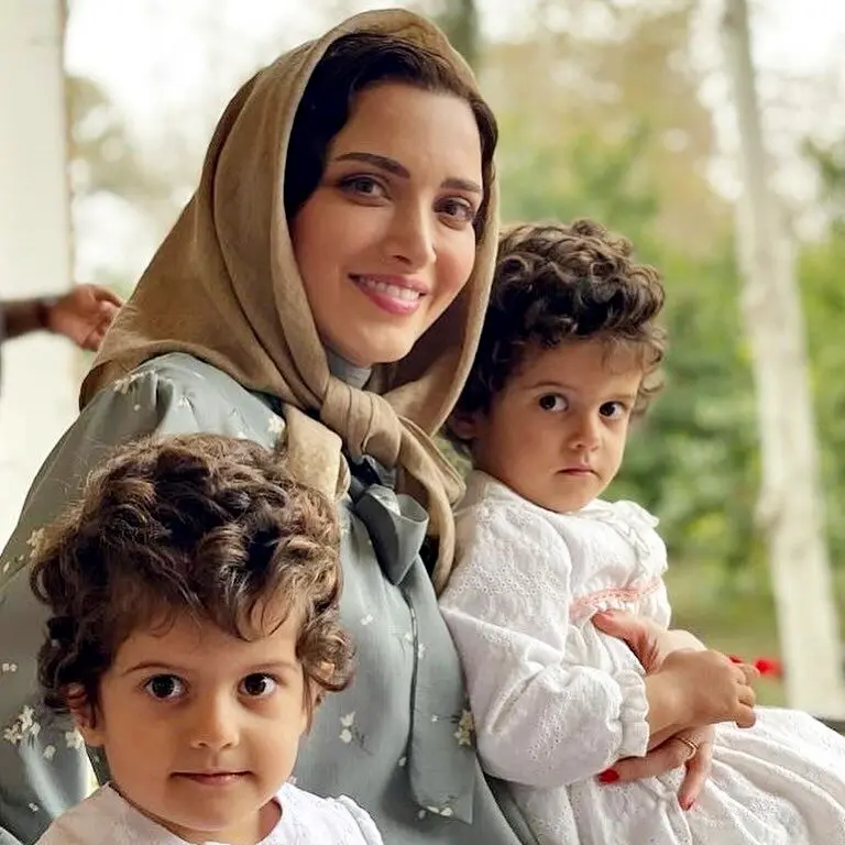 عسل‌های مادر و عشق بی‌نظیر مادرانه؛ یادگاری‌های خاص بهنوش طباطبایی و جای خالی پسرم در این لحظه‌های ویژه ❤️
