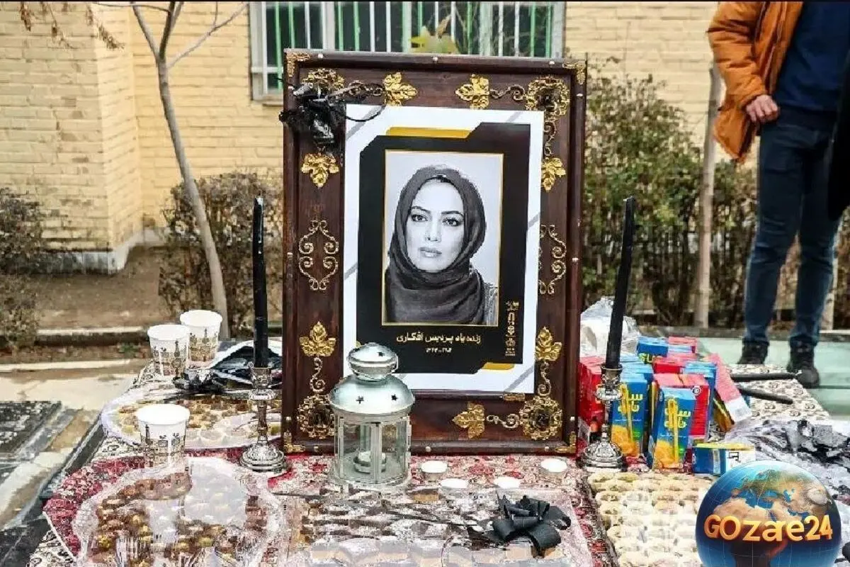 تصاویر دیدنی از سینی‌های خرما و حلوا توسط هنرمندان پیشکسوت ایرانی در مراسم‌های عزاداری + راهنمای تزئین میز ترحیم