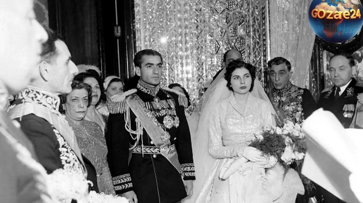 عکس نادر و جذاب از گفت‌وگوی ثریا و محمدرضا پهلوی با طوطی میلیاردی در دهه ۳۰ + لحظه‌ای متفاوت از زندگی سلطنتی