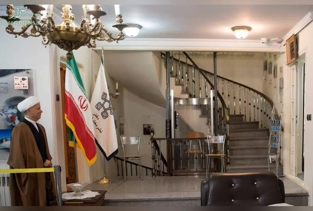 خانه تاریخی و موزه آیت‌الله هاشمی‌رفسنجانی در جماران، نگاهی به دکوراسیون و زندگی رهبر انقلاب