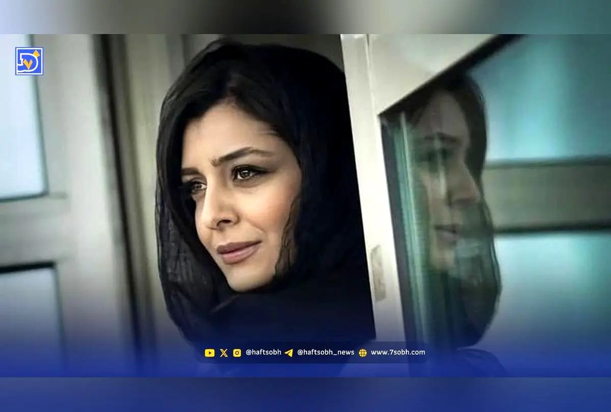 عکس شب عاشقانه ساره بیات و همسرش در رستوران لوکس اروپا با چیدمان شاعرانه و شمعدانی طلایی