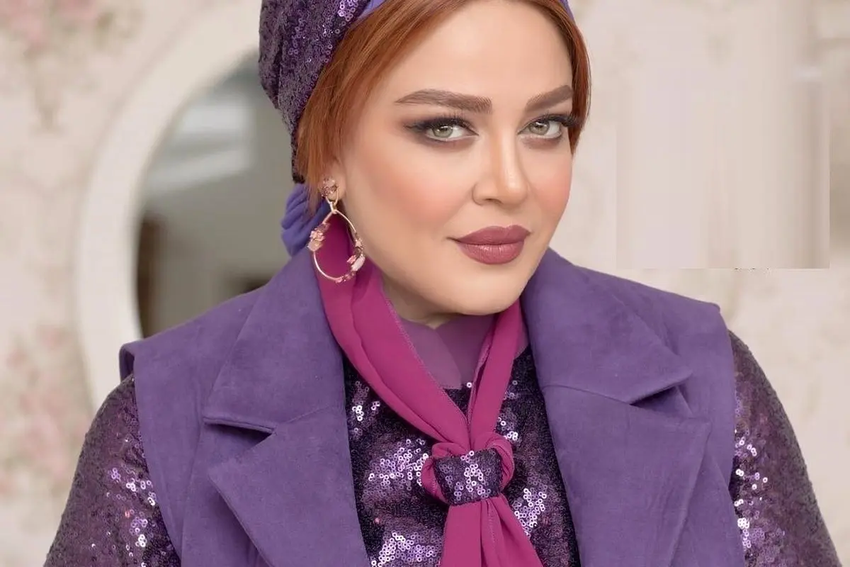 بهاره رهنما در استایل یلدایی با کیک سهطبقه خلاقانه اوستا قناد + عکس جدید