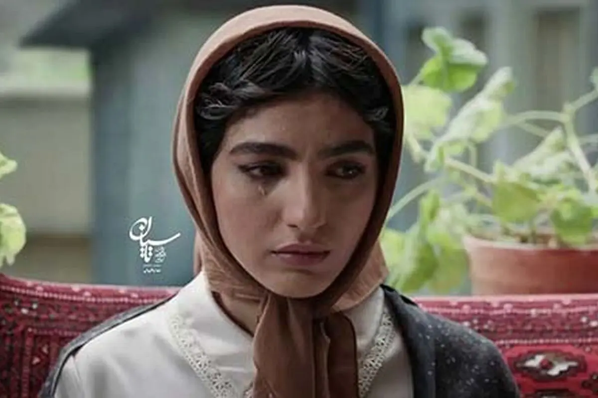 همه‌چیز درباره بنفشه ریاضی؛ بازیگر، مدل و ریاضی‌دان ایرانی با تصاویر جذاب و بیوگرافی کامل