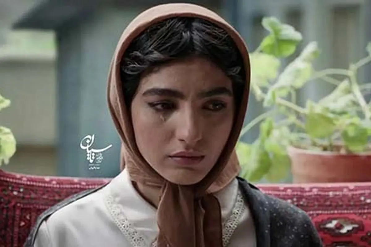 همه‌چیز درباره بنفشه ریاضی؛ بازیگر، مدل و ریاضی‌دان ایرانی با تصاویر جذاب و بیوگرافی کامل