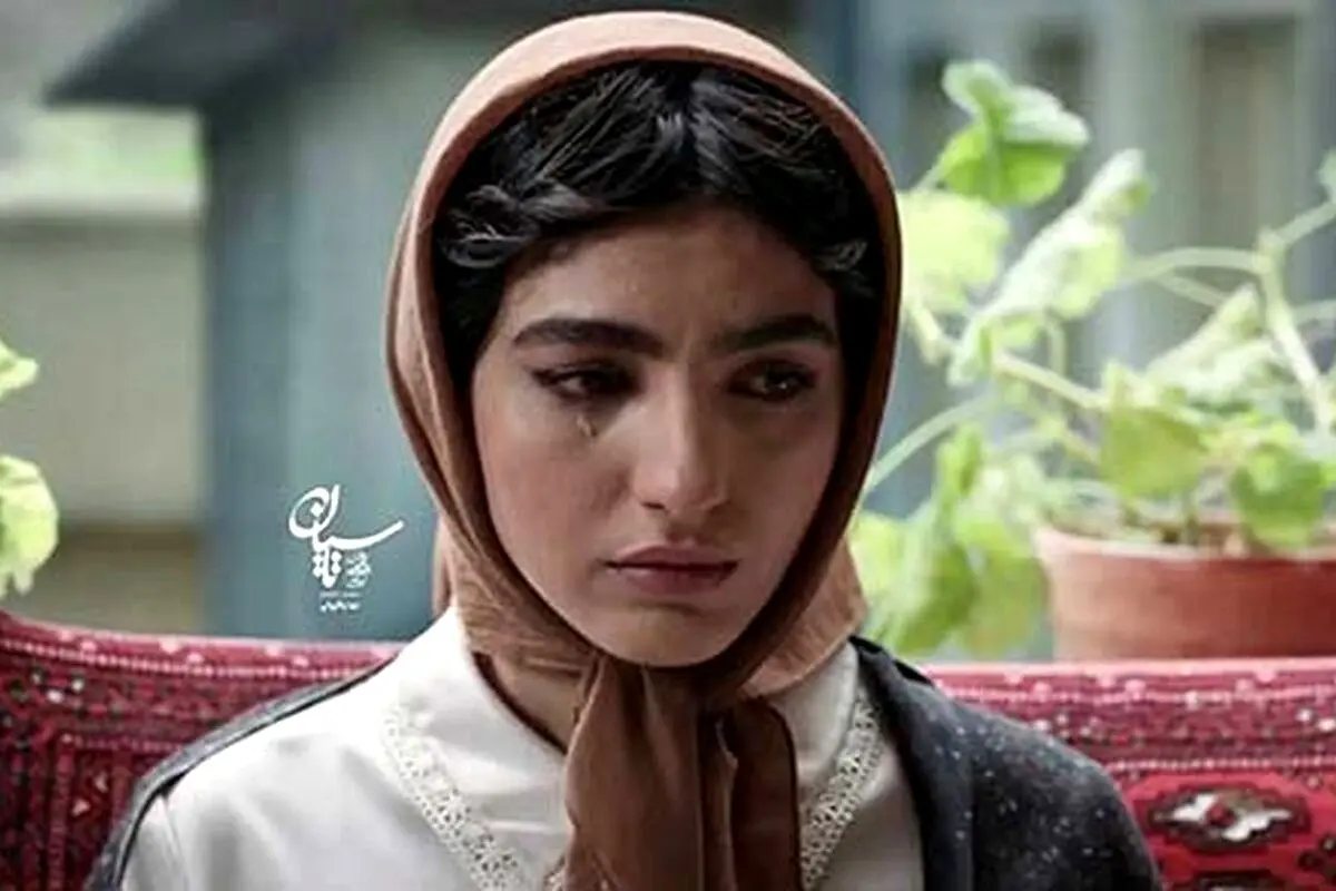 همه‌چیز درباره بنفشه ریاضی؛ بازیگر، مدل و ریاضی‌دان ایرانی با تصاویر جذاب و بیوگرافی کامل