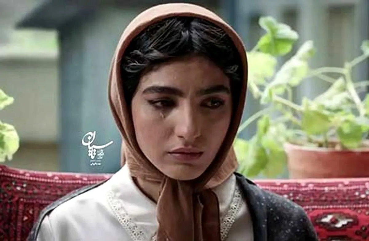 همه‌چیز درباره بنفشه ریاضی؛ بازیگر، مدل و ریاضی‌دان ایرانی با تصاویر جذاب و بیوگرافی کامل