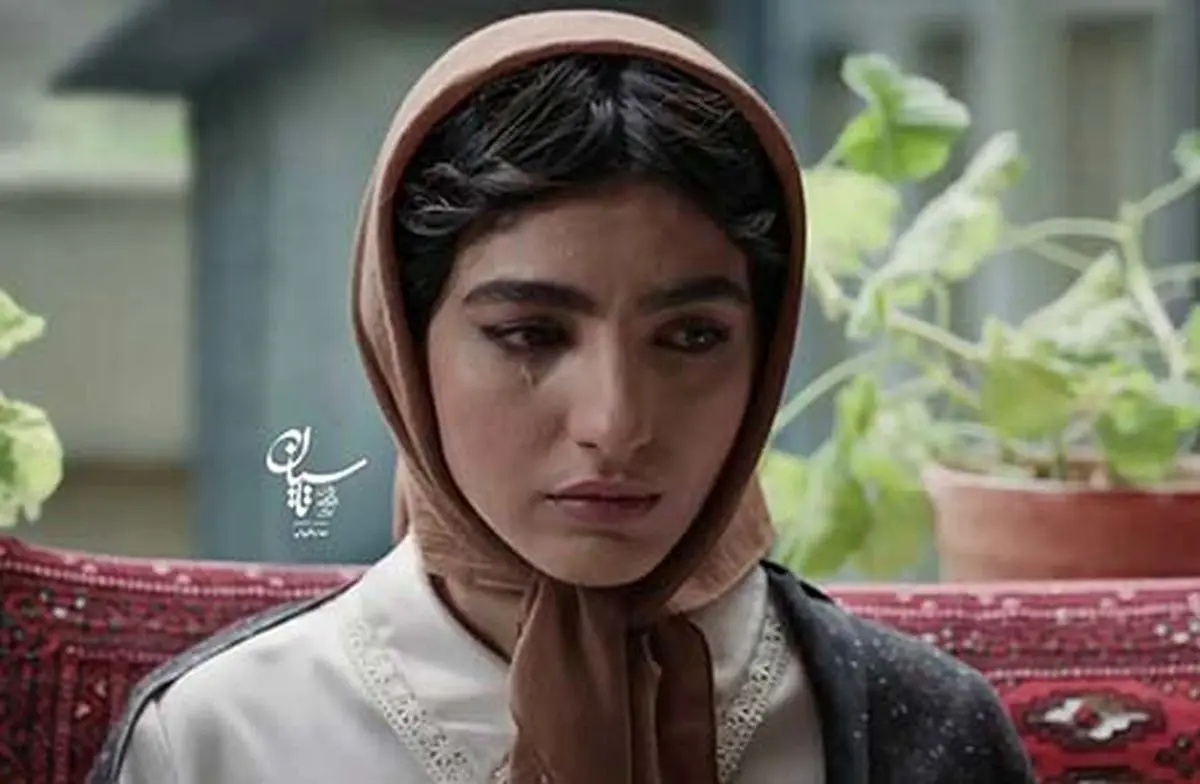همه‌چیز درباره بنفشه ریاضی؛ بازیگر، مدل و ریاضی‌دان ایرانی با تصاویر جذاب و بیوگرافی کامل