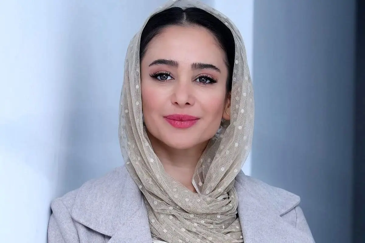 الناز حبیبی با استایل خاص و اکسسوری متفاوت در جدیدترین عکس اینستاگرامش توجه همگان را جلب کرد