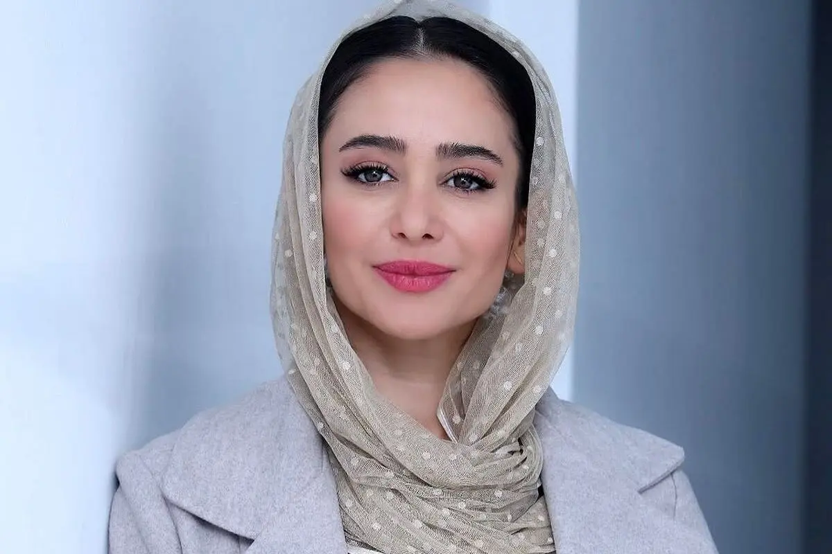 الناز حبیبی با استایل خاص و اکسسوری متفاوت در جدیدترین عکس اینستاگرامش توجه همگان را جلب کرد