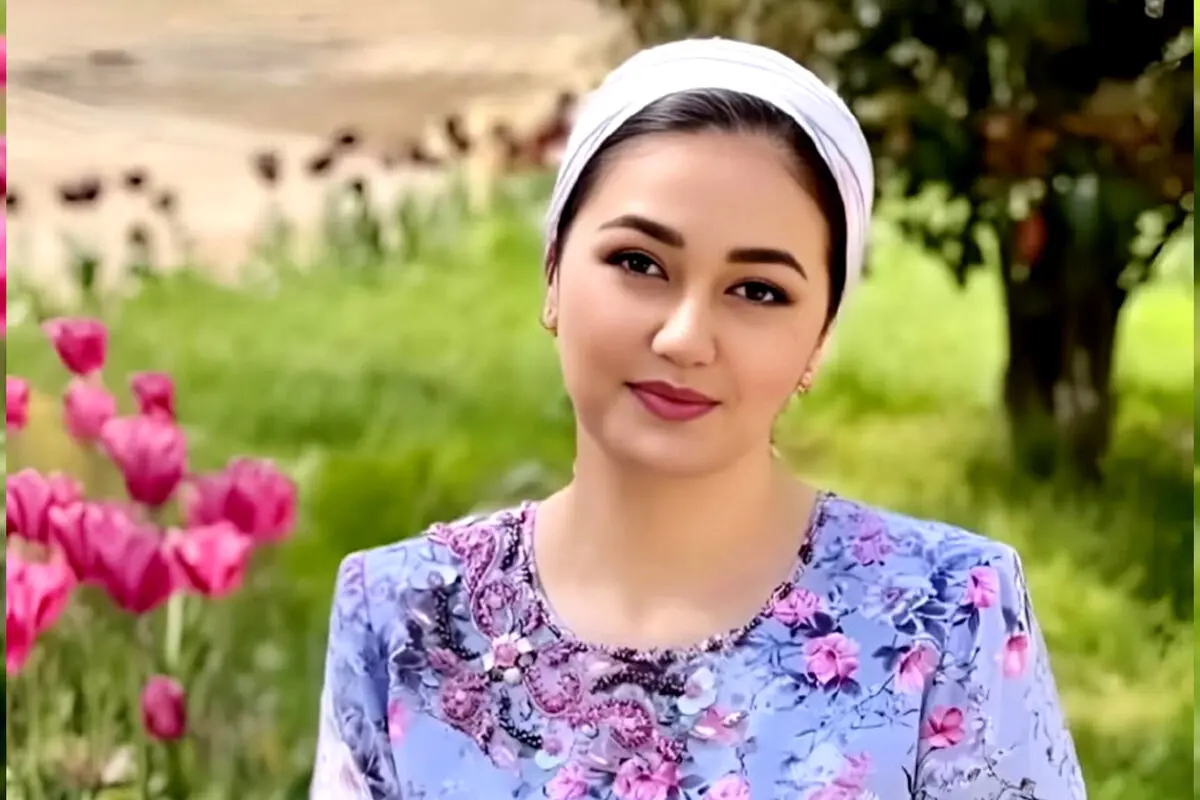 تصاویر تازه تهمینه رجب‌اوا، بازیگر تاجیکی در نقش «چمن» در پایتخت ۷ منتشر شد.