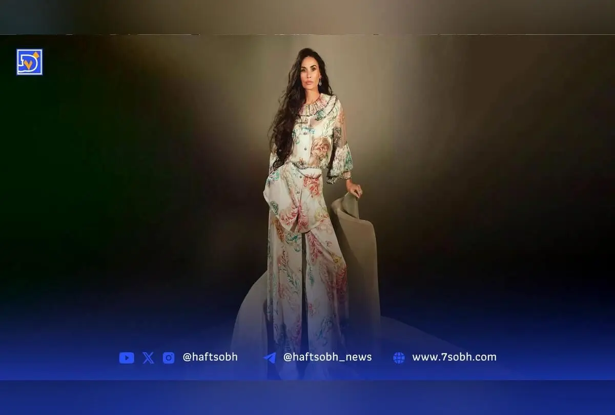 دمی مور ۶۲ ساله زیباترین زن دنیا در ۲۰۲۵؛ رازهای سلامت، زیبایی و تندرستی او را بشناسید