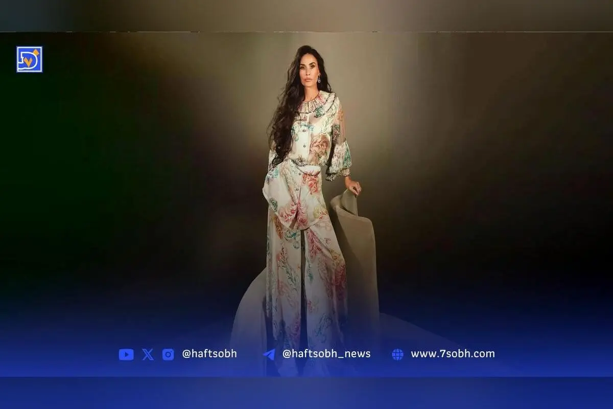 دمی مور ۶۲ ساله زیباترین زن دنیا در ۲۰۲۵؛ رازهای سلامت، زیبایی و تندرستی او را بشناسید
