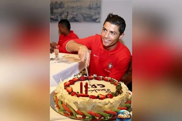 رونالدو 41 ساله شد: نگاهی به دوران طلایی او در لیگ برتر انگلیس + ویدیوی ویژه