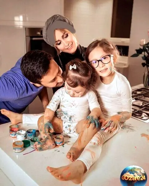 تصویر رنگارنگ میز ناهار و چیدمان ایرانی در خانه شاهرخ استخری و همسرش در بلژیک + استوری جالب سپیده بزمی‌پور