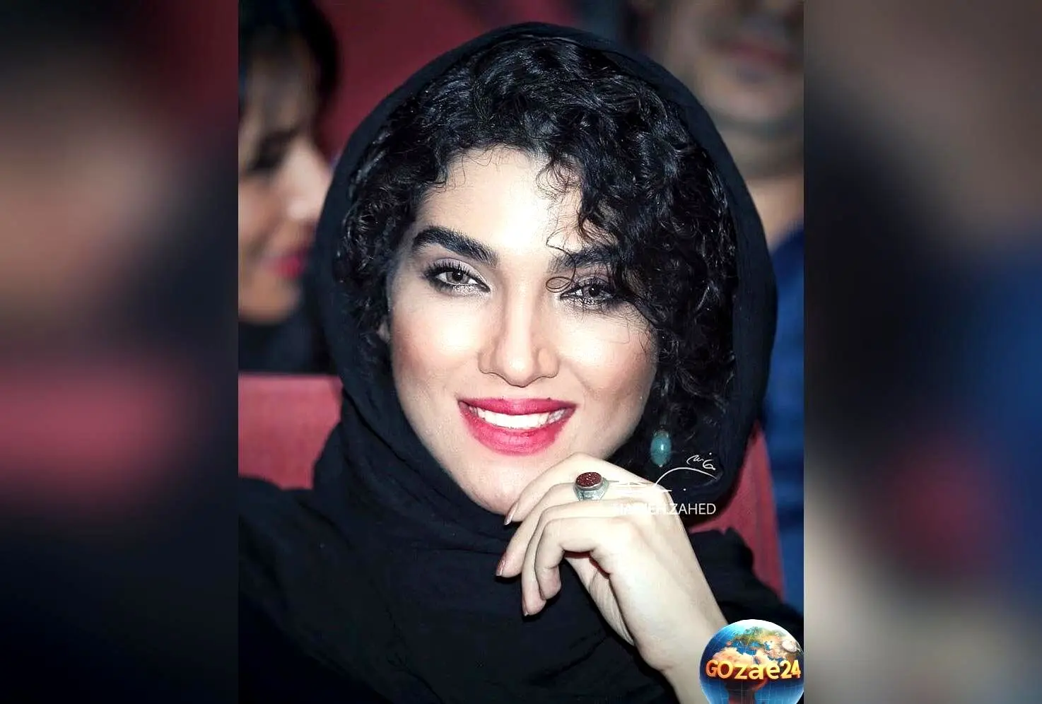 استایل متفاوت سارا رسول زاده در پشت صحنه سریال نجلا و زیبایی‌های جنوب ایران