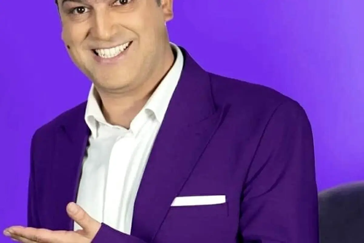 فیلم خواستگاری خنده‌دار امیر نوری از حامد آهنگی در برنامه شب‌آهنگی؛ لحظه‌ای بی‌نظیر و پر از شوخی و خنده