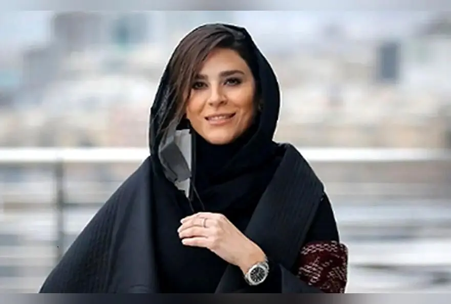 عکس سحر دولتشاهی در مسکو با دیدنی‌های پل عشاق و لحظاتی رمانتیک