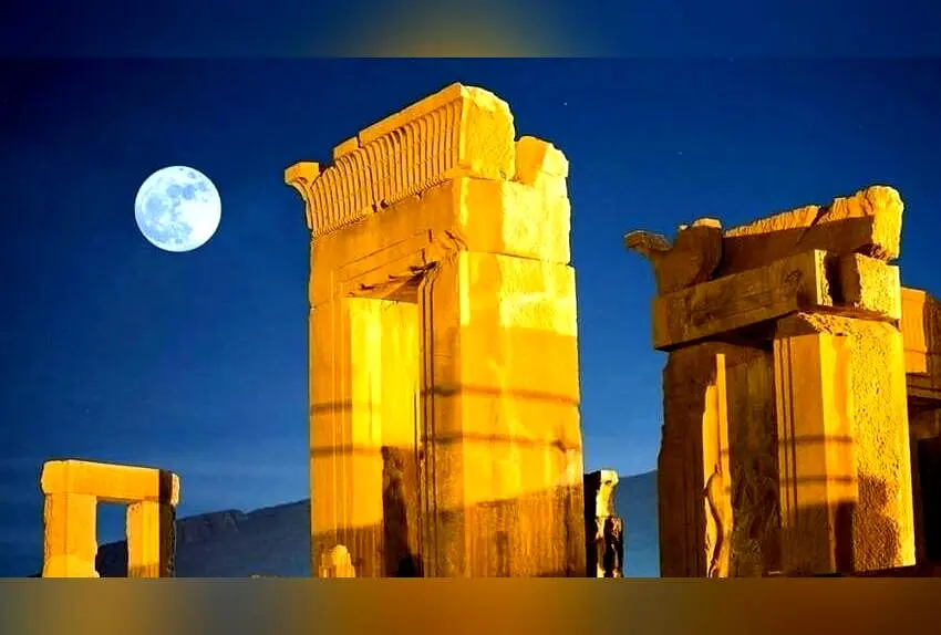 تصاویر خانوادگی ژاوی اولیوا در تخت جمشید و مجموعه زندیه؛ سفر خارجی پرسپولیس به تاریخ و فرهنگ ایران