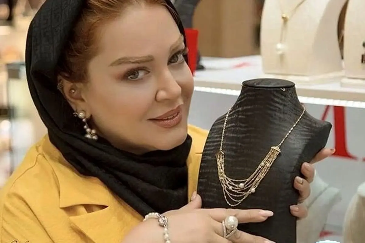زیبایی بی‌نظیر بهاره رهنما وقتی خواهر هنرمندش میکاپش را انجام می‌دهد!
