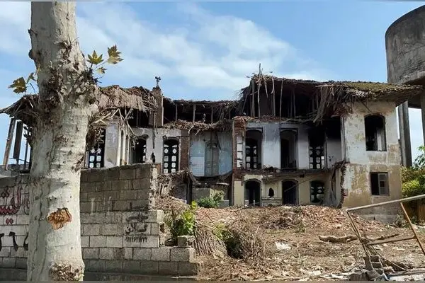 خانه تاریخی مدیری در لنگرود در آستانه تخریب کامل؛ مسئولان بی‌تفاوت و بی‌پاسخگویی در مقابل فاجعه میراث فرهنگی